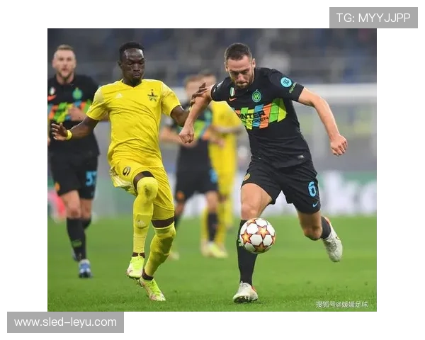 顿涅茨克足球球星的传奇人生与球场辉煌成就揭秘